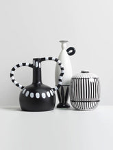 Alinda Bauhaus Style Black and White Combination Ornaments - ALINDA DECOR
