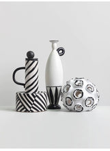 Alinda Bauhaus Style Black and White Combination Ornaments - ALINDA DECOR