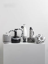 Alinda Bauhaus Style Black and White Combination Ornaments - ALINDA DECOR