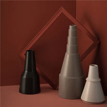 Alinda statue Home Decor แจกันดอกไม้เซรามิค - ALINDA DECOR