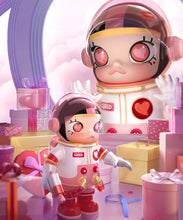 POP MART MEGA Space Molly 1000% Heartbeat - ALINDA DECOR