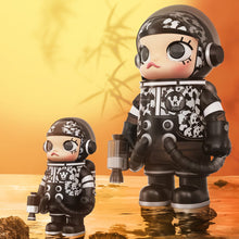 POP MART MEGA Space Molly 1000% MEILIN · PANDA - ALINDA DECOR
