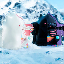 POP MART MEGA YUKI 400% POLAR DAY & POLAR NIGHT - ALINDA DECOR